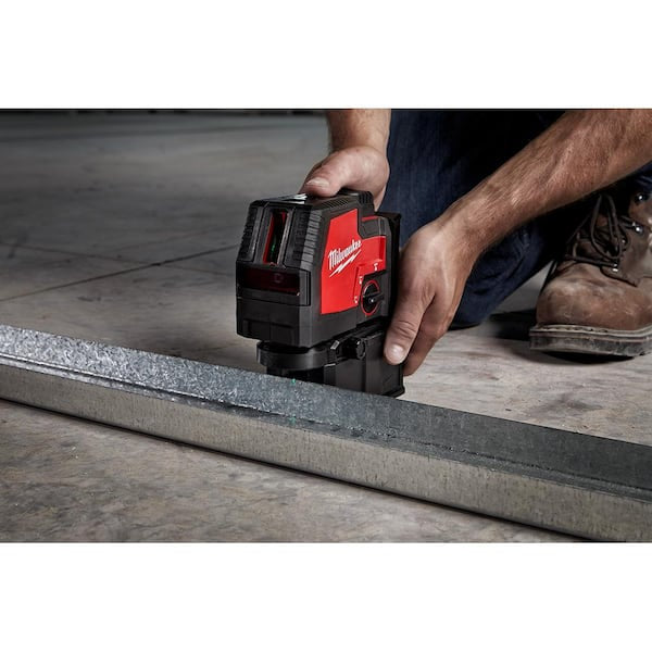 Green 100 ft. Cross Line and Plumb Points Rechargeable Laser Level with REDLITHIUM Lithium-Ion USB Battery and Charger
