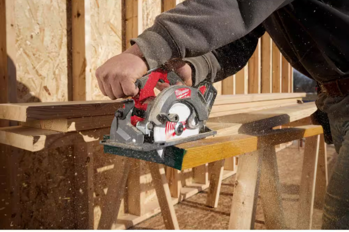 M18 FUEL 18V Lithium-Ion Brushless Cordless 6-1/2 in. Circular Saw (Tool-Only)